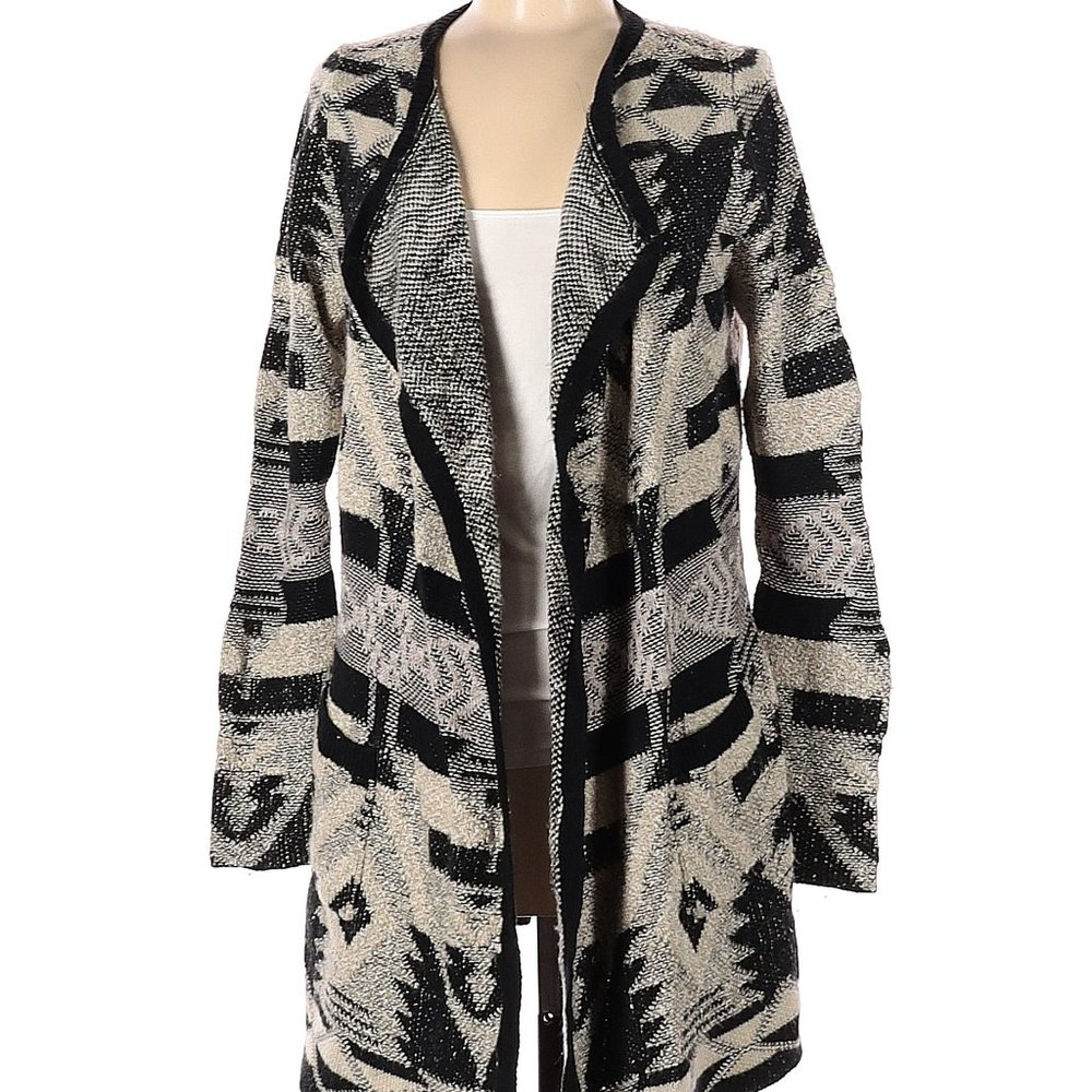 Lucky aztec / tribal print sweater coat cardigan - cozy and like new